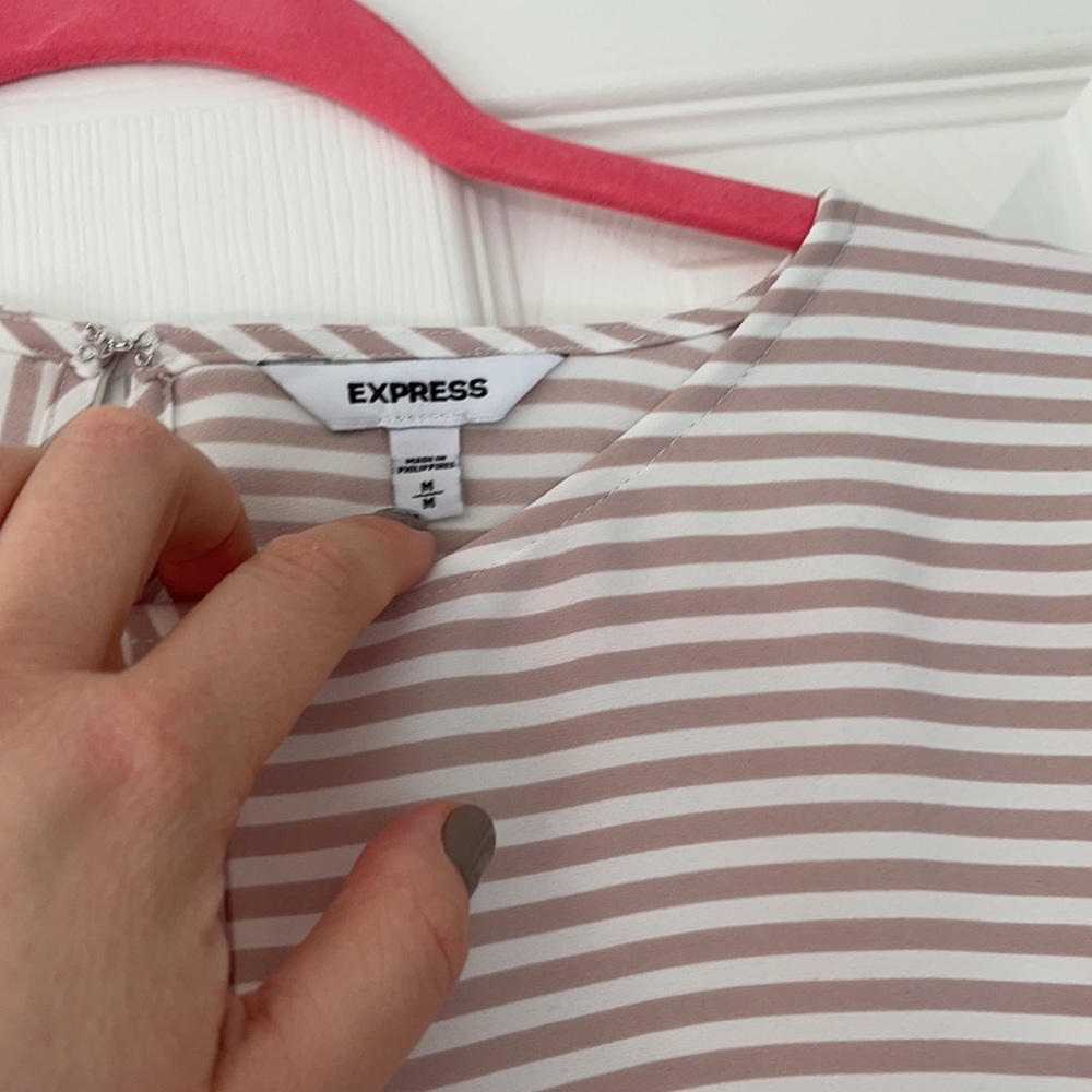 Express Blouse - Picture 3 of 4